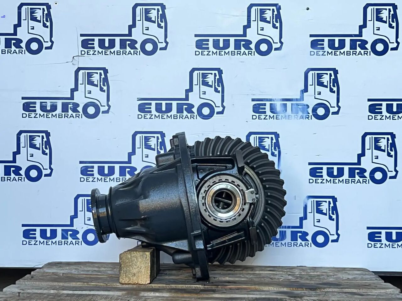 DIFERENTIAL R=37:18 R=2.06 IVECO S-WAY MS17X - Diferenciālis - Kravas automašīna: foto 1 DIFERENTIAL R=37:18 R=2.06 IVECO S-WAY MS17X - Diferenciālis - Kravas automašīna: foto 1