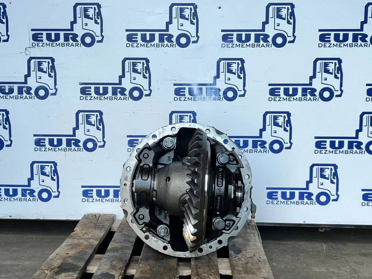 DIFERENTIAL R=37:18 R=2.06 IVECO S-WAY MS17X - Diferenciālis - Kravas automašīna: foto 3 DIFERENTIAL R=37:18 R=2.06 IVECO S-WAY MS17X - Diferenciālis - Kravas automašīna: foto 3
