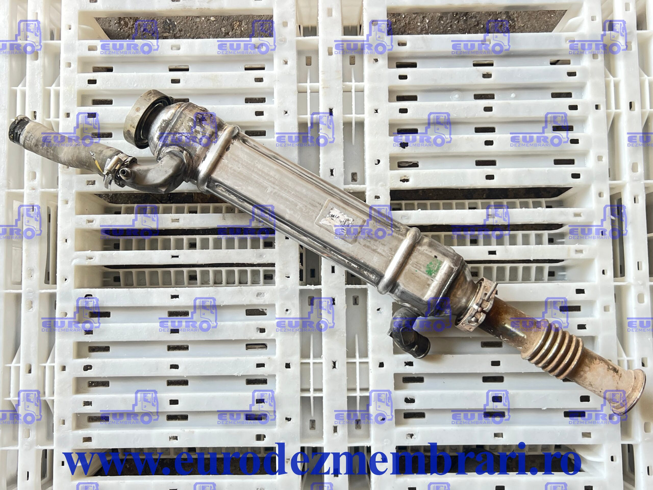 EGR FORD FHR6 GC469F464AC - EGR dzesētājs - Kravas automašīna: foto 2 EGR FORD FHR6 GC469F464AC - EGR dzesētājs - Kravas automašīna: foto 2