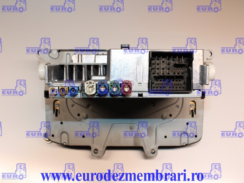 ELEMENT BORD UNITATE MULTIMEDIA SCANIA NGS 2583774, 2594721, 2735760, 2635711, 2783088, 2819278, 2819281 - Mērinstrumentu panelis - Kravas automašīna: foto 2 ELEMENT BORD UNITATE MULTIMEDIA SCANIA NGS 2583774, 2594721, 2735760, 2635711, 2783088, 2819278, 2819281 - Mērinstrumentu panelis - Kravas automašīna: foto 2
