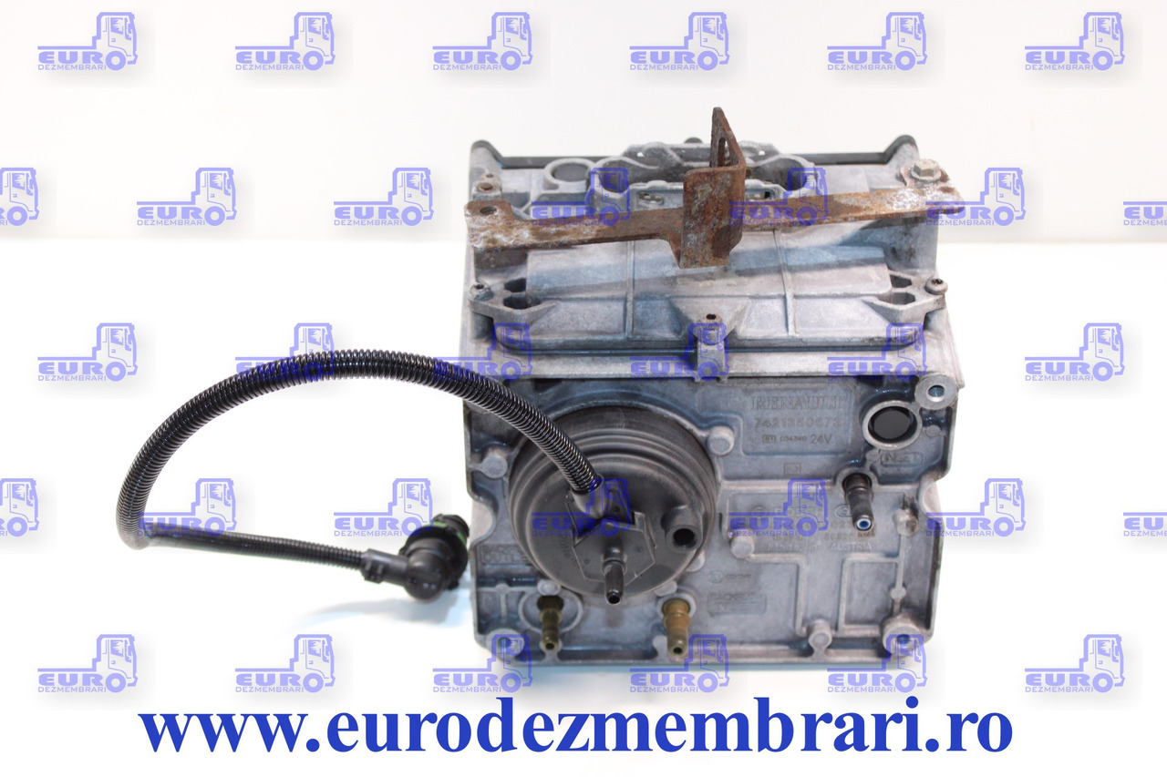 POMPA ADBLUE RENAULT PREMIUM 7421350673 7421582905 7422169013 7485020842 7421687109 7421911394 7422668889 - Izplūdes sistēma - Kravas automašīna: foto 3 POMPA ADBLUE RENAULT PREMIUM 7421350673 7421582905 7422169013 7485020842 7421687109 7421911394 7422668889 - Izplūdes sistēma - Kravas automašīna: foto 3