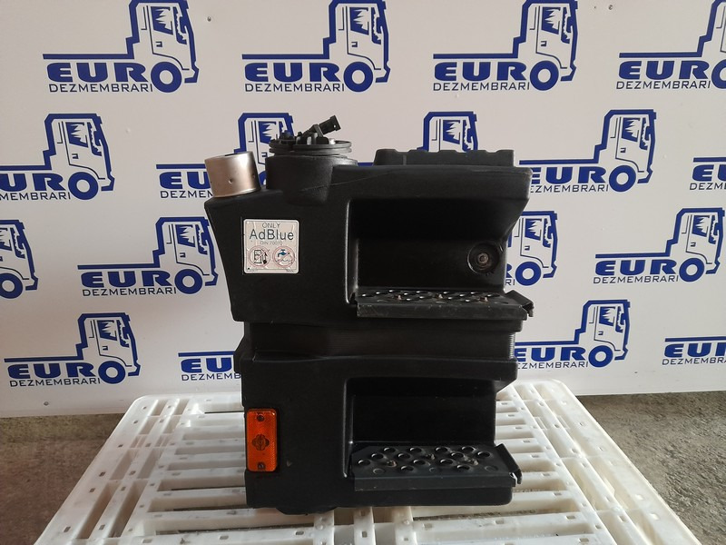 REZERVOR ADBLUE IVECO 41272989 - AdBlue tvertne - Kravas automašīna: foto 1 REZERVOR ADBLUE IVECO 41272989 - AdBlue tvertne - Kravas automašīna: foto 1