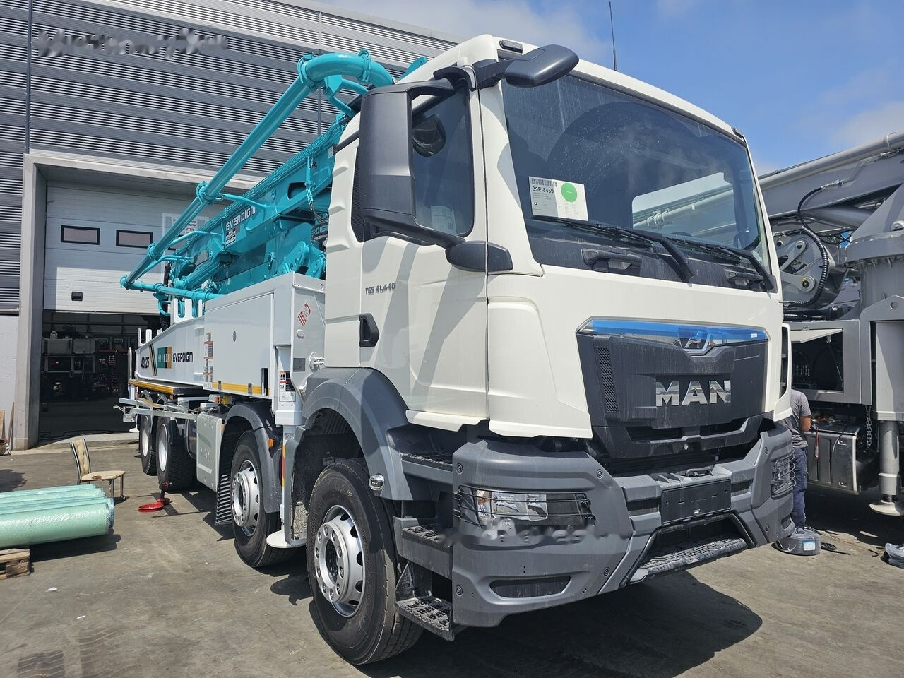 Mercedes-Benz New Everdigm ECP 42 CX 5 ECP 42 CX5 on chassis - Betona sūknis: foto 1 Mercedes-Benz New Everdigm ECP 42 CX 5 ECP 42 CX5 on chassis - Betona sūknis: foto 1