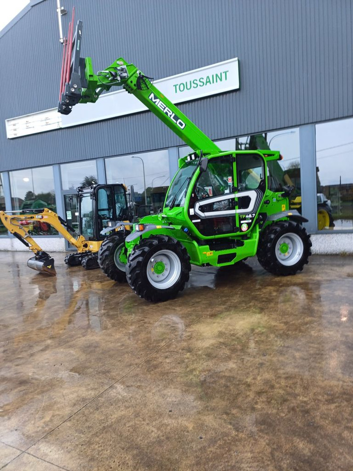 Merlo 42.7 - Teleskopiskais iekrāvējs: foto 1 Merlo 42.7 - Teleskopiskais iekrāvējs: foto 1