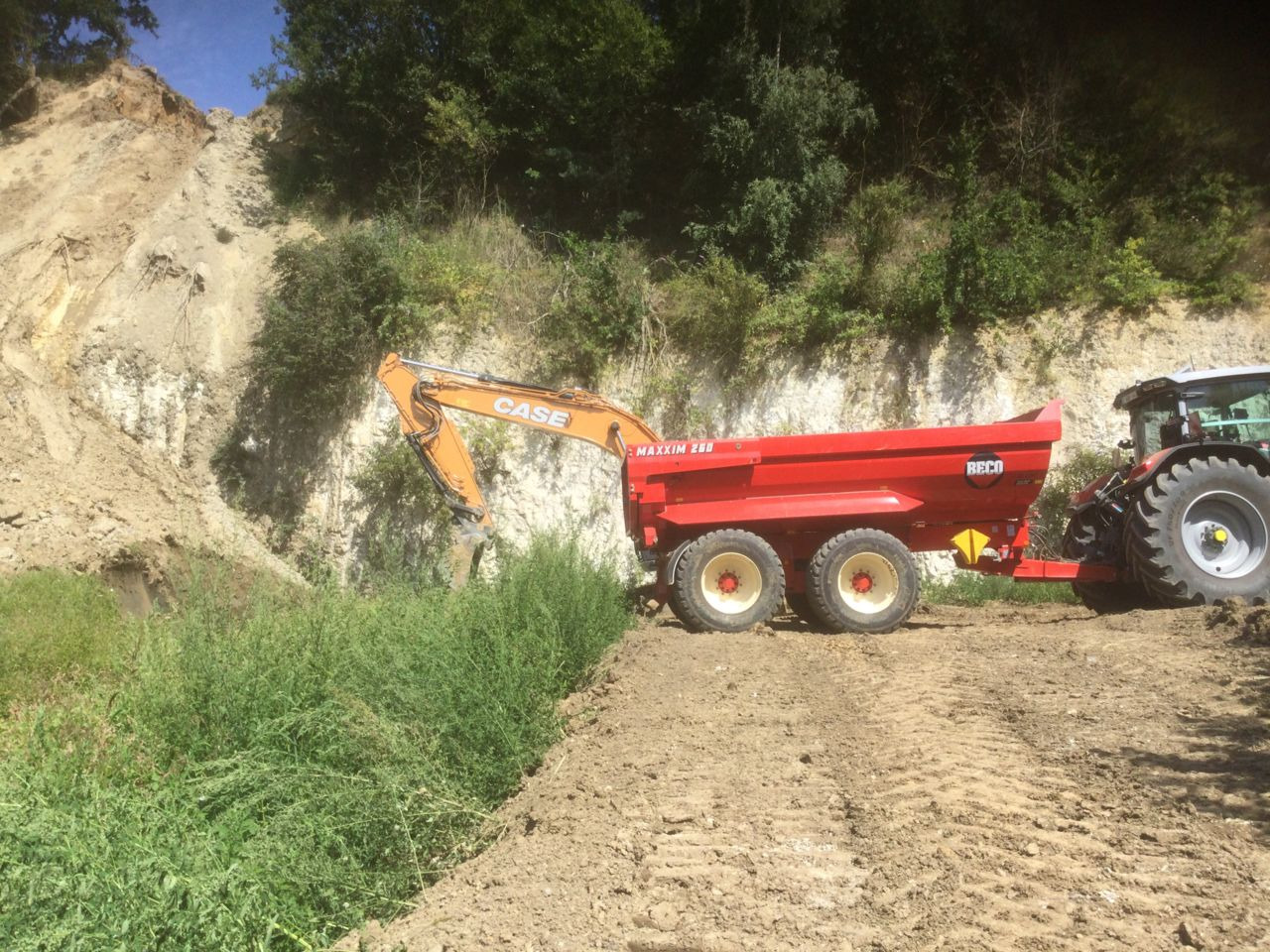 Piekabe pašizgāzējs Beco Maxxim 260: foto 8 Piekabe pašizgāzējs Beco Maxxim 260: foto 8