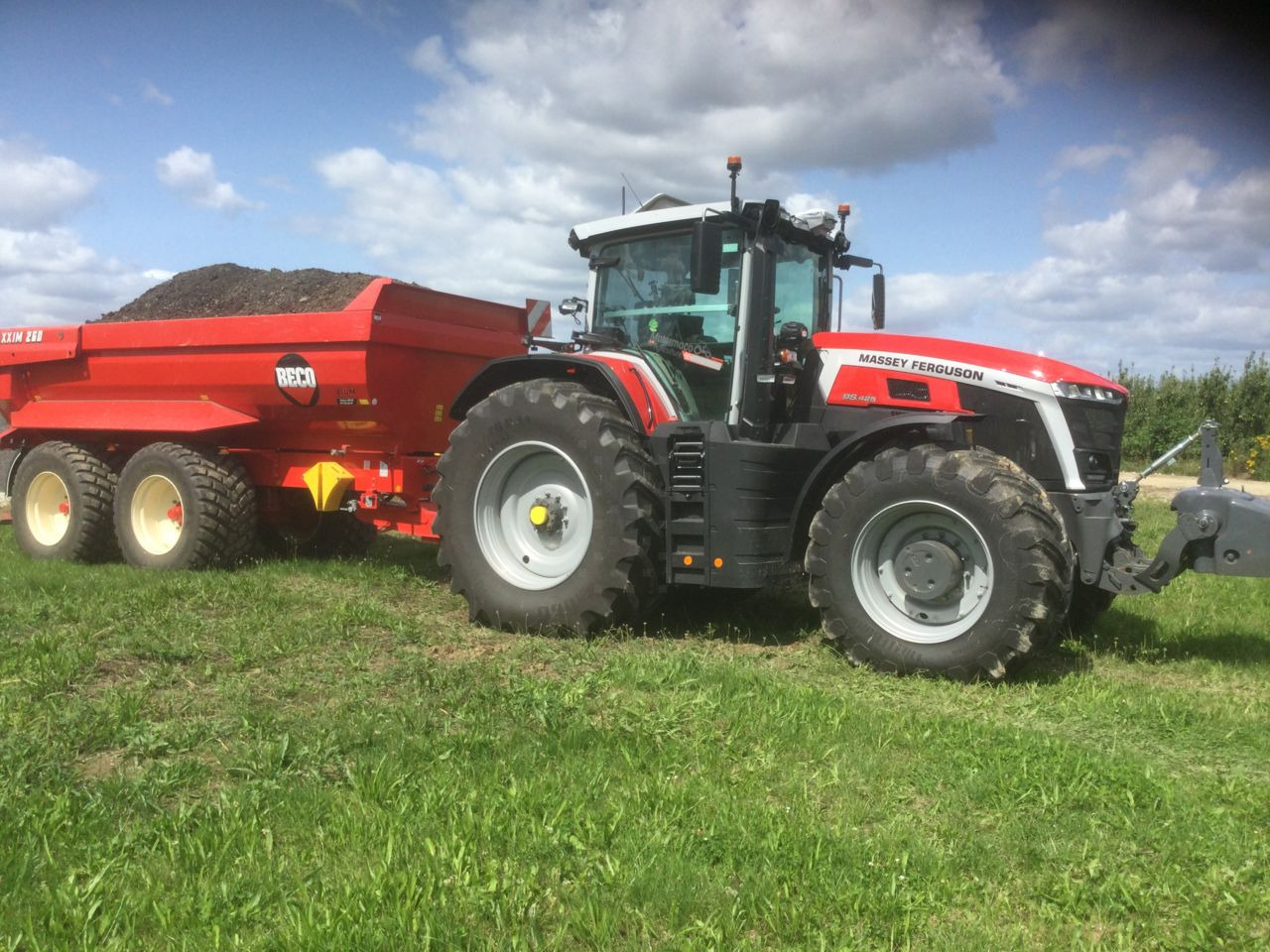 Piekabe pašizgāzējs Beco Maxxim 260: foto 6 Piekabe pašizgāzējs Beco Maxxim 260: foto 6