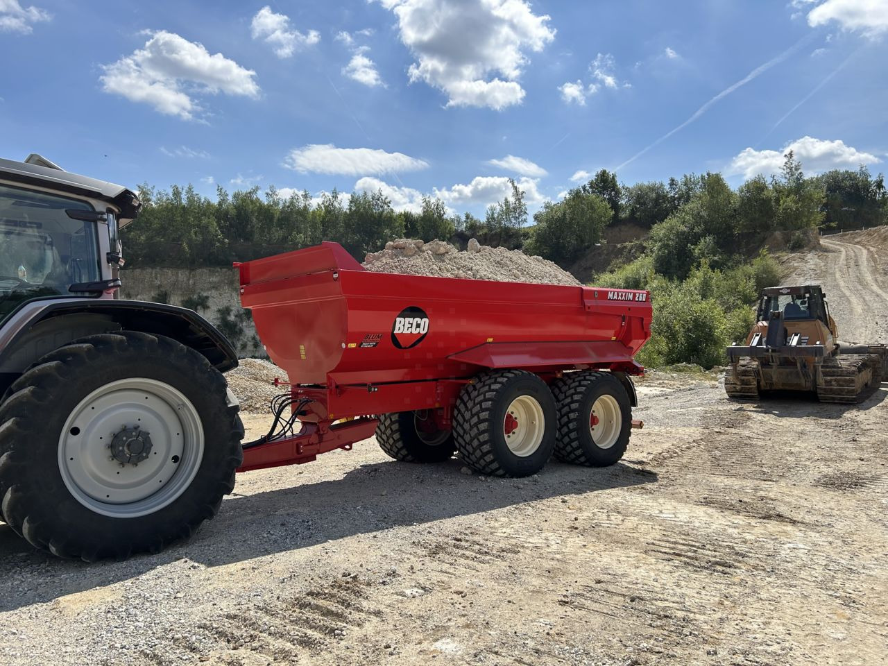 Piekabe pašizgāzējs Beco Maxxim 260: foto 10 Piekabe pašizgāzējs Beco Maxxim 260: foto 10