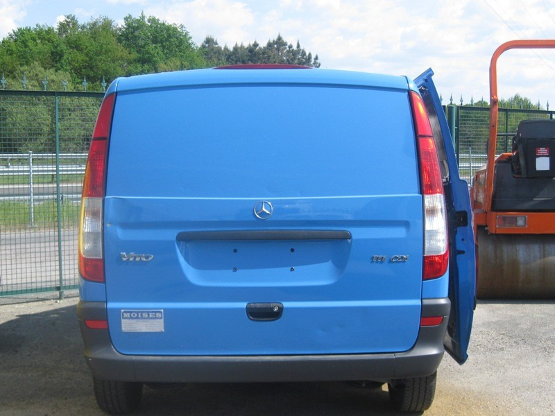 FURGONETA FRIGORIFICA MERCEDES VITO111 CDI - Komercauto refrižerators: foto 4 FURGONETA FRIGORIFICA MERCEDES VITO111 CDI - Komercauto refrižerators: foto 4