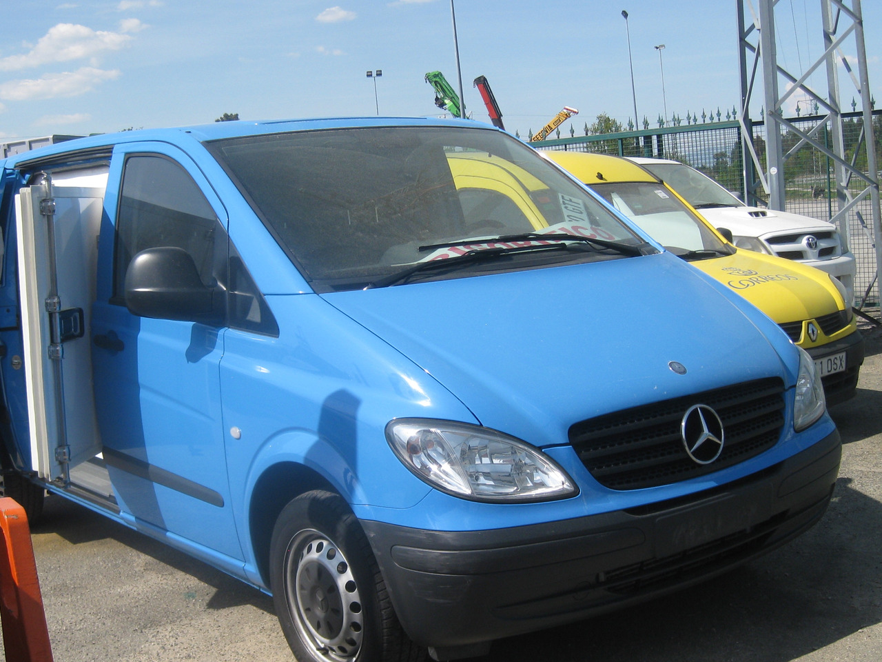 FURGONETA FRIGORIFICA MERCEDES VITO111 CDI - Komercauto refrižerators: foto 1 FURGONETA FRIGORIFICA MERCEDES VITO111 CDI - Komercauto refrižerators: foto 1