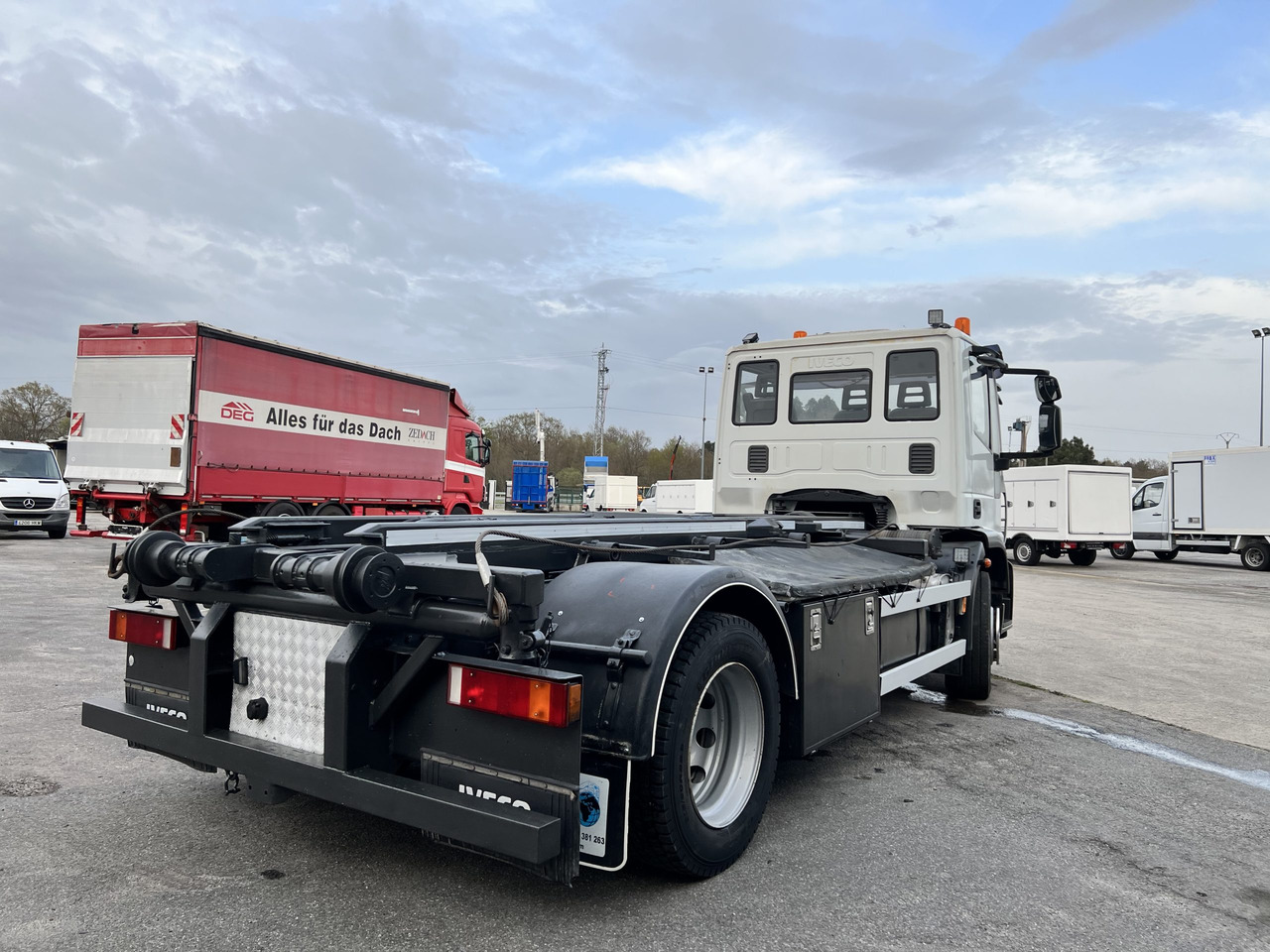 Šasija kravas automašīna IVECO 300 EN CHASIS: foto 10