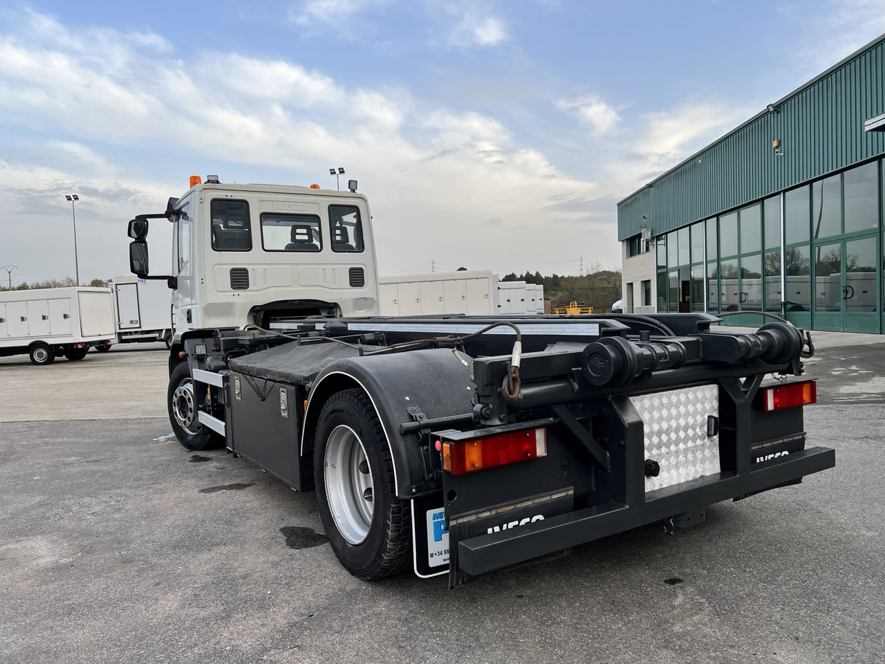 Šasija kravas automašīna IVECO 300 EN CHASIS: foto 12