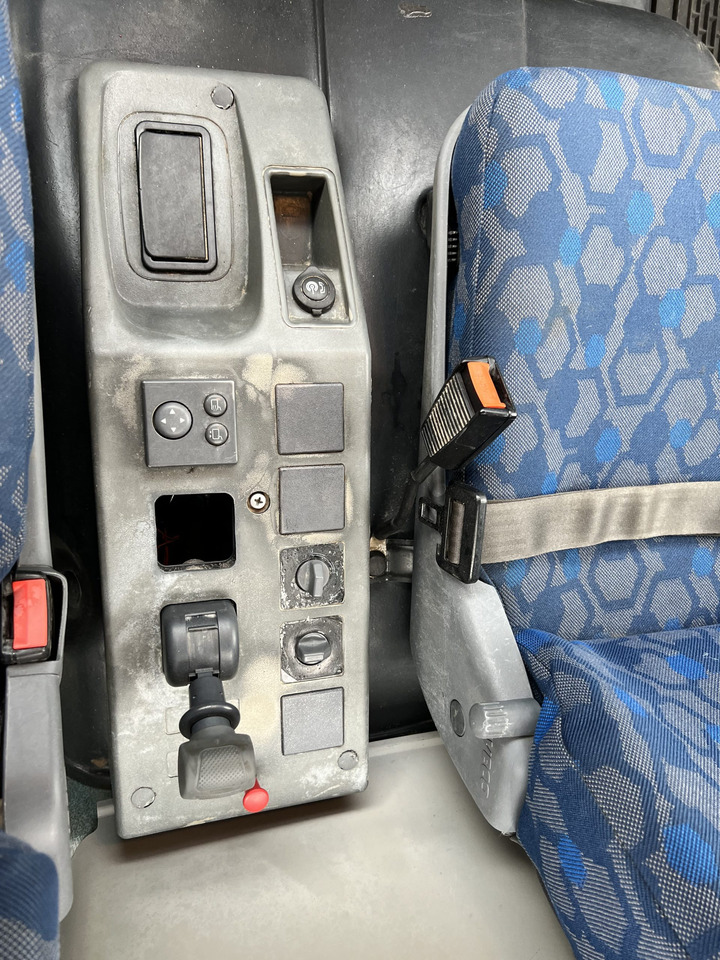 Šasija kravas automašīna IVECO 300 EN CHASIS: foto 17