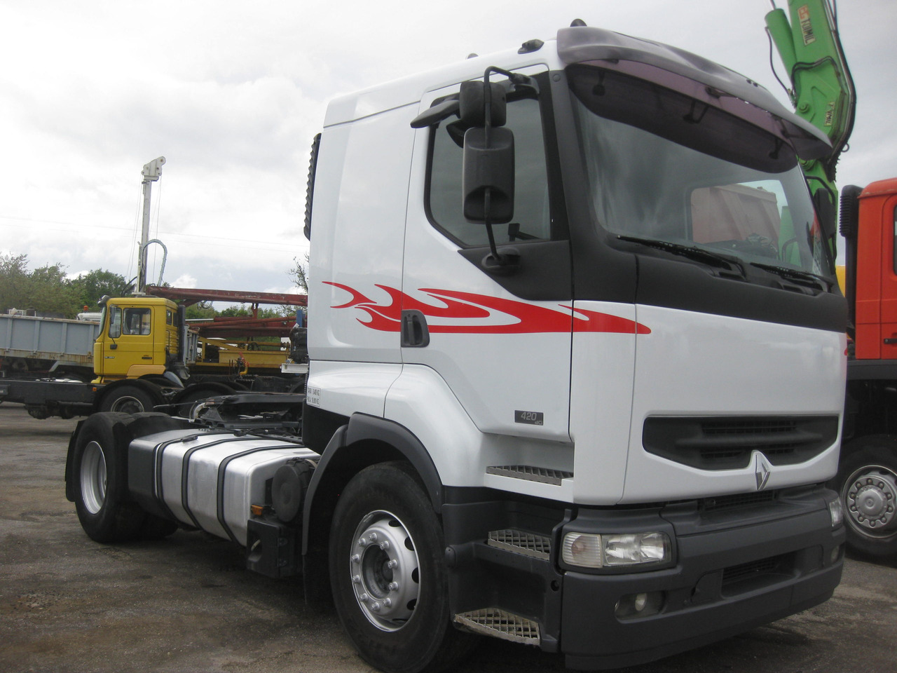 CABEZA TRACTORA RENAULT PREMIUM 420 - Vilcējs: foto 2 CABEZA TRACTORA RENAULT PREMIUM 420 - Vilcējs: foto 2