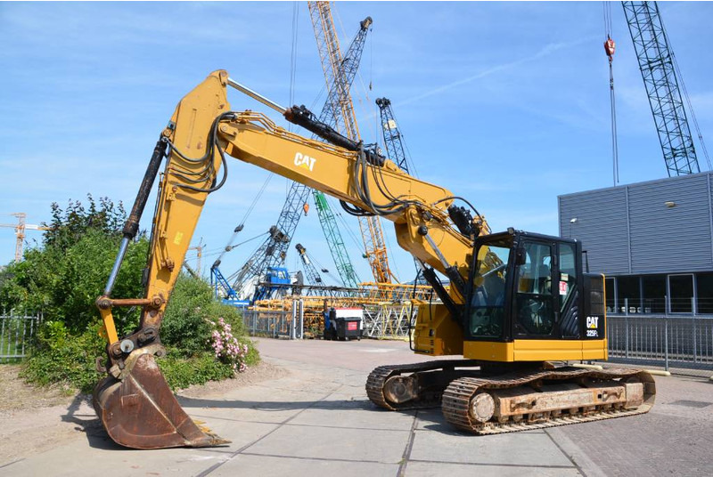 Cat 325 FL CR - Kāpurķēžu ekskavators: foto 2 Cat 325 FL CR - Kāpurķēžu ekskavators: foto 2