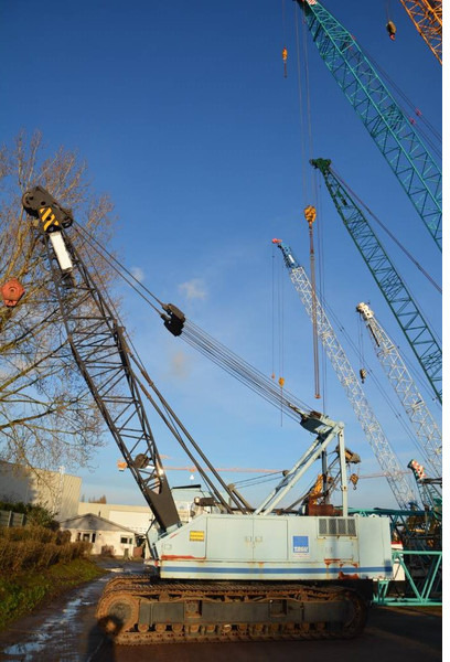 Hitachi KH 125-3 - Kāpurķēžu celtnis: foto 4 Hitachi KH 125-3 - Kāpurķēžu celtnis: foto 4