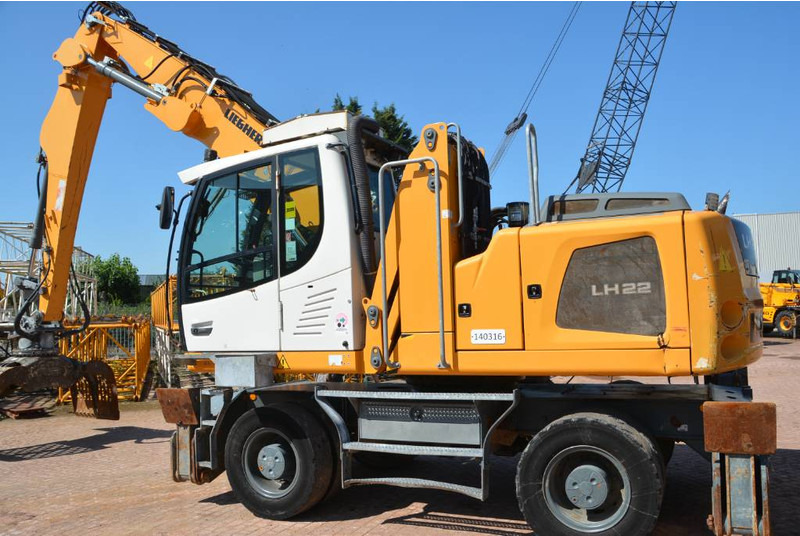 Liebherr LH 22 M - Atkritumu iekrāvējs: foto 3 Liebherr LH 22 M - Atkritumu iekrāvējs: foto 3