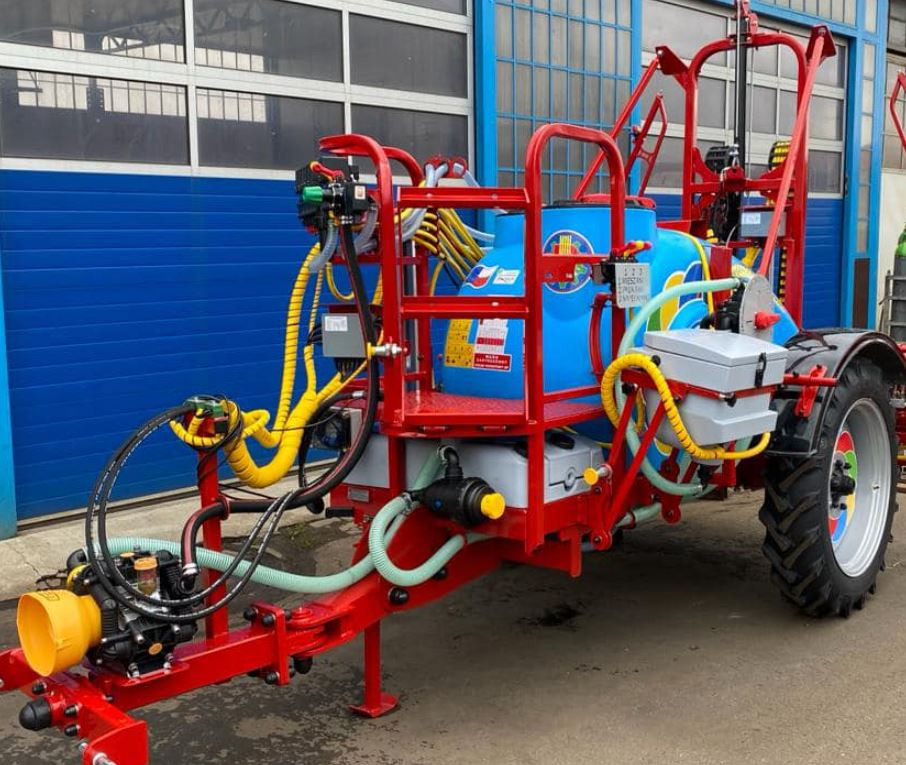 Biardzki Opryskiwacz przyczepiany 1200l/18 / Anhängespritze 1200 l / 18/ Trailed sprayer 1200 /18 / l/ Прицепной опрыскиватель 1200/18 - Piekabināmais miglotājs: foto 1 Biardzki Opryskiwacz przyczepiany 1200l/18 / Anhängespritze 1200 l / 18/ Trailed sprayer 1200 /18 / l/ Прицепной опрыскиватель 1200/18 - Piekabināmais miglotājs: foto 1