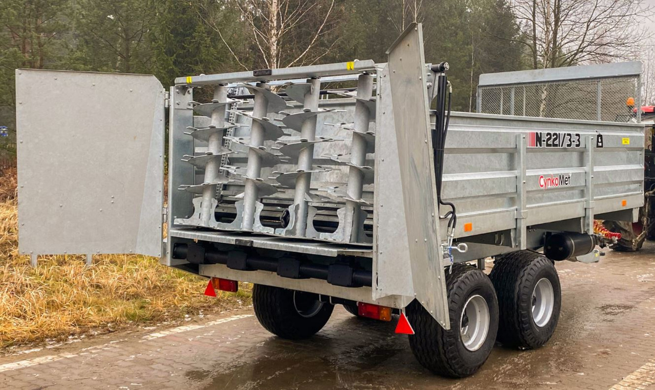 Rozrzutnik 6 T / MANURE SPREADER / MISTSTREUER / Распределитель 6 T - Organisko mēslu izkliedētājs: foto 4 Rozrzutnik 6 T / MANURE SPREADER / MISTSTREUER / Распределитель 6 T - Organisko mēslu izkliedētājs: foto 4