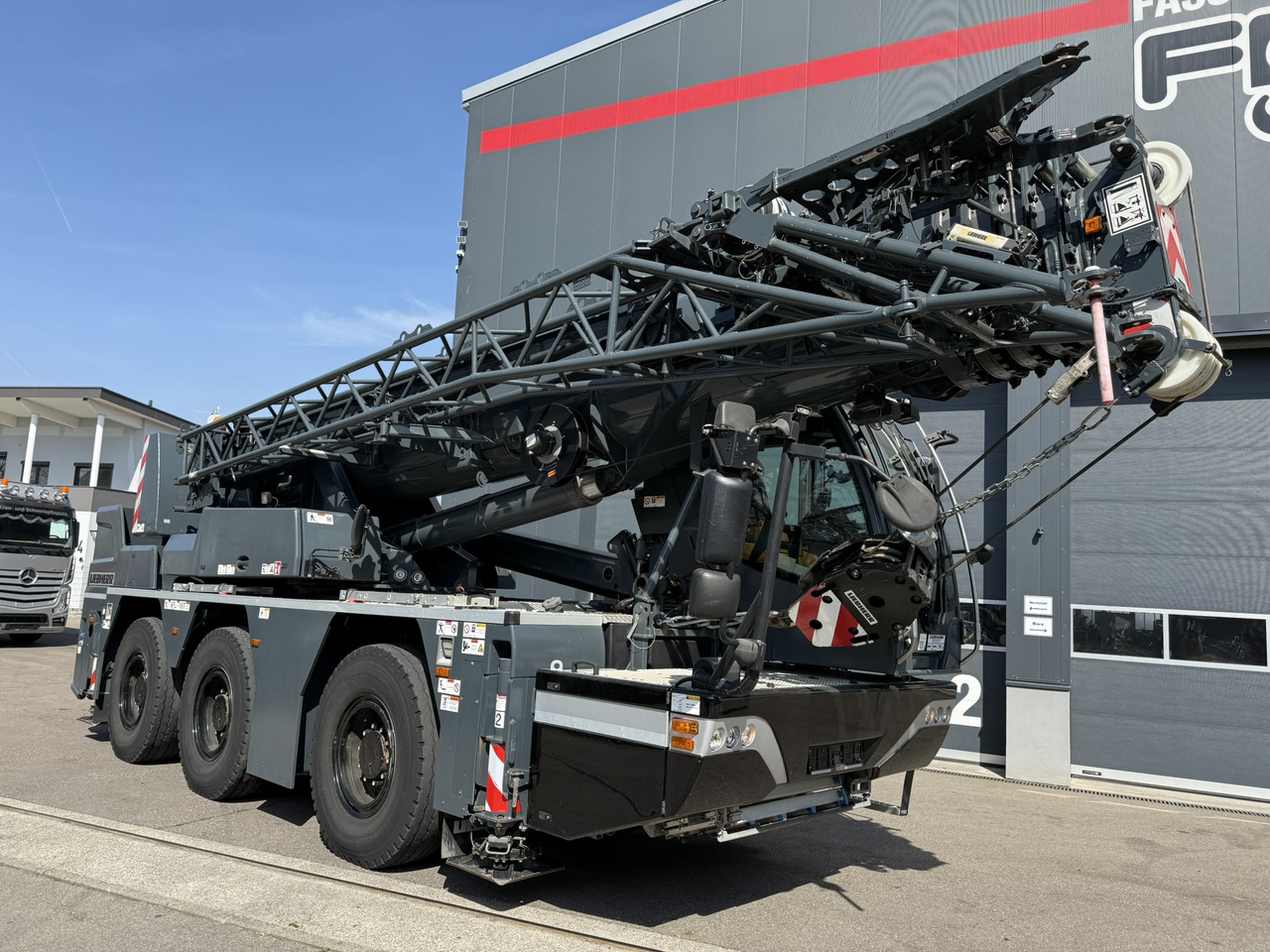 Liebherr LTC 1050-3.1 | 6 x 6 | Klappspitze | Funk inkl. RemoteDrive - Autoceltnis: foto 2 Liebherr LTC 1050-3.1 | 6 x 6 | Klappspitze | Funk inkl. RemoteDrive - Autoceltnis: foto 2