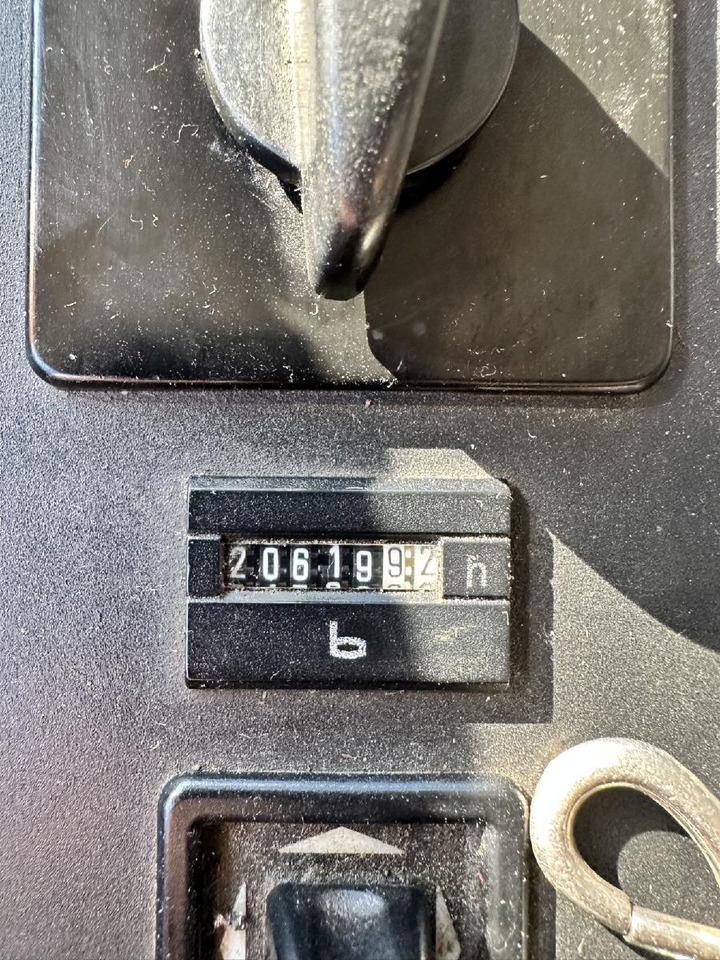 Autoceltnis Liebherr LTM 1040-2.1 (06 - 051 510): foto 13