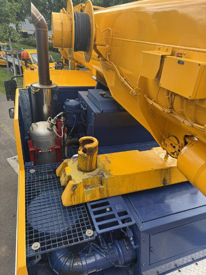 Autoceltnis Liebherr LTM 1055-3.1 (05 - 055 855) | 6 x 6: foto 23