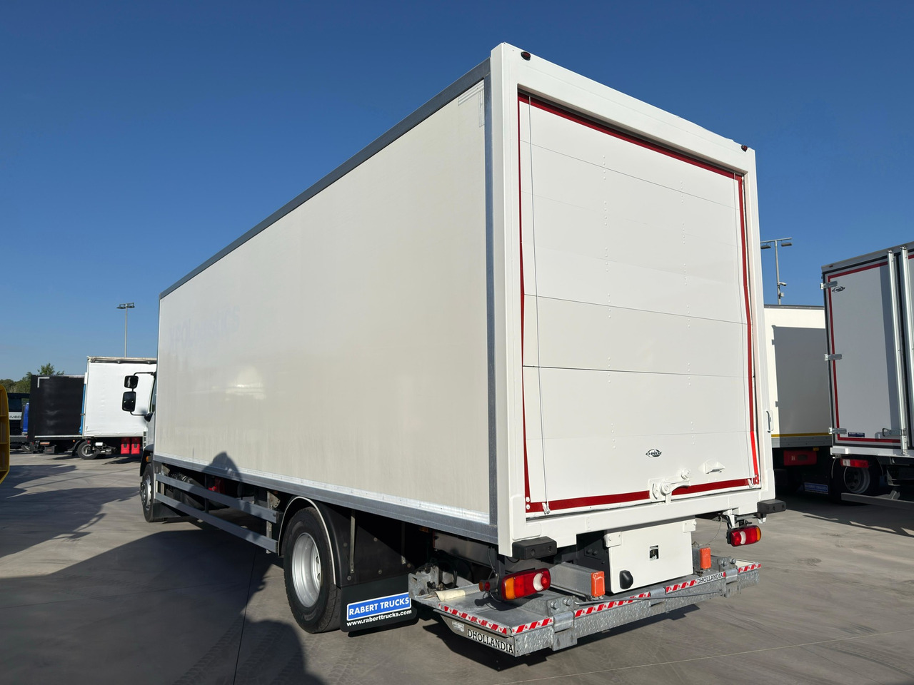 DAF LF 290 FA E6 (VAN) - Kravas automašīna ar slēgto virsbūvi: foto 4 DAF LF 290 FA E6 (VAN) - Kravas automašīna ar slēgto virsbūvi: foto 4