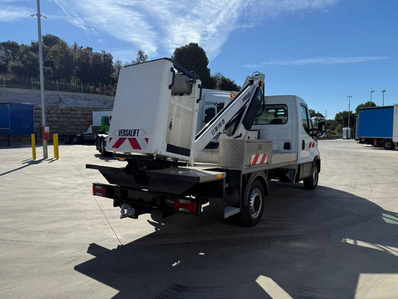 Autopacēlājs IVECO 35S14 Daily E6 (Basket): foto 6 Autopacēlājs IVECO 35S14 Daily E6 (Basket): foto 6