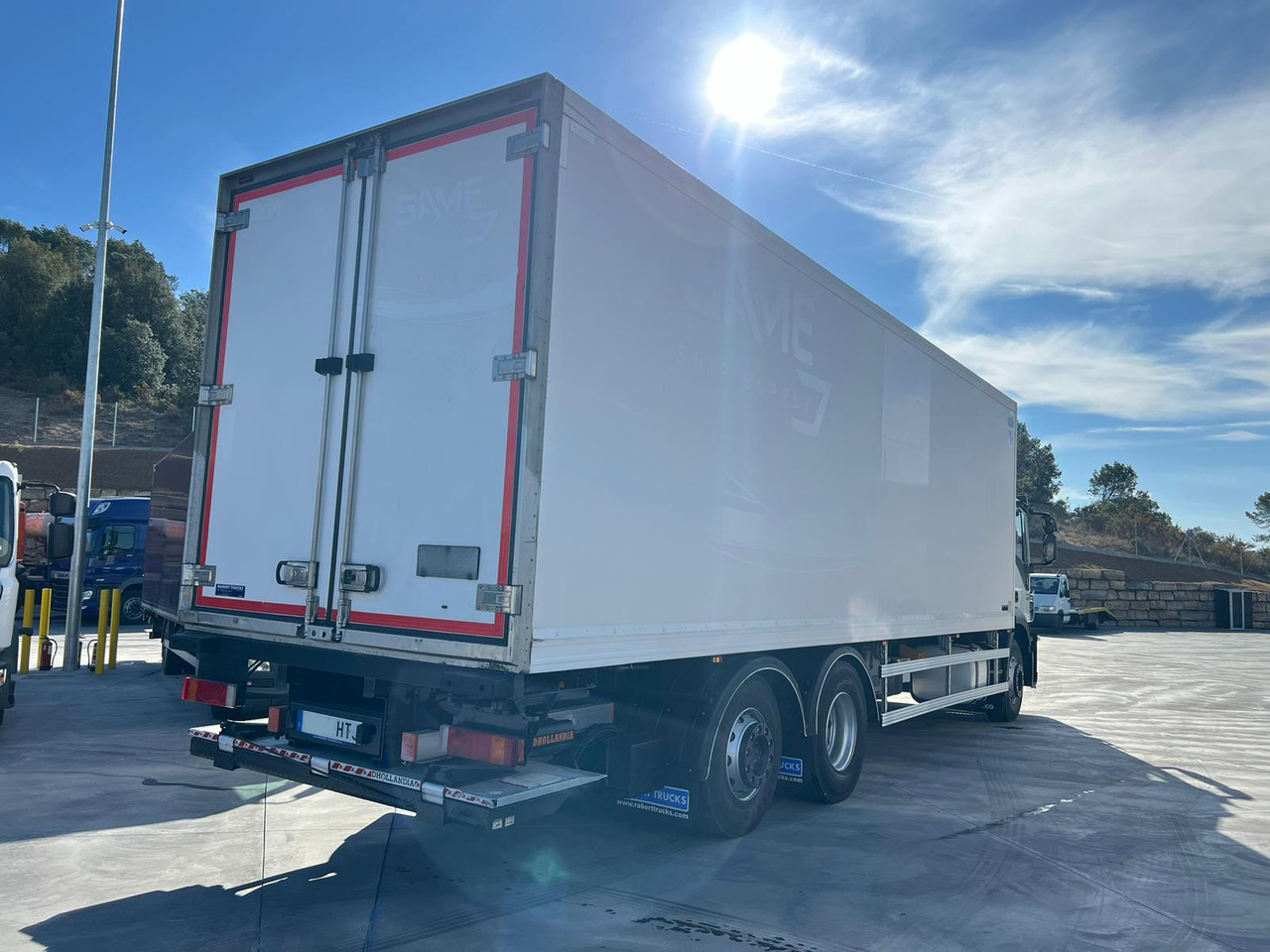 IVECO AD260S36 STRALIS EEV (Refrigerator) - Kravas automašīna refrižerators: foto 3 IVECO AD260S36 STRALIS EEV (Refrigerator) - Kravas automašīna refrižerators: foto 3