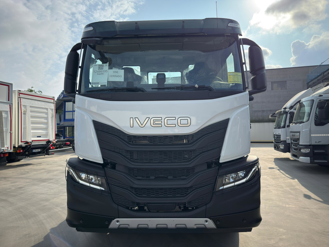 IVECO AD280X40 YPS ON X-WAY E6 (Chassis) - Šasija kravas automašīna: foto 2 IVECO AD280X40 YPS ON X-WAY E6 (Chassis) - Šasija kravas automašīna: foto 2