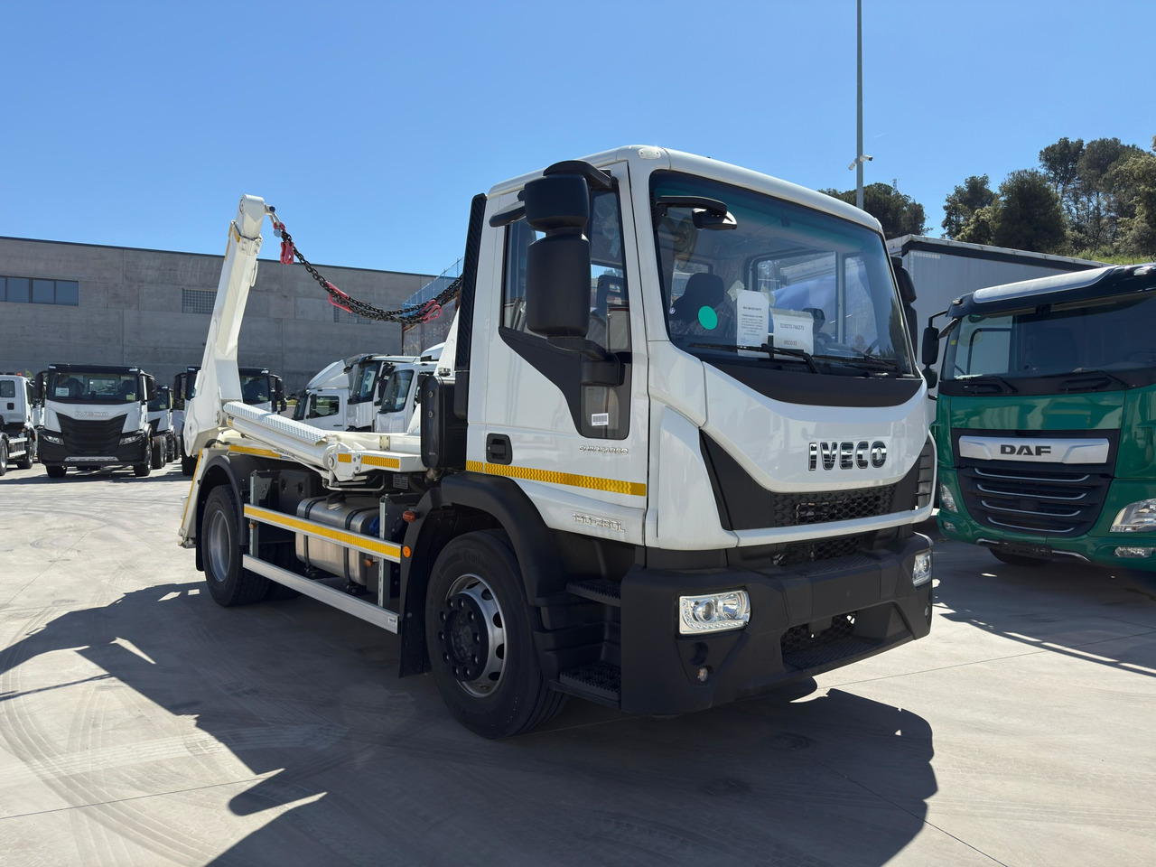 IVECO ML190E28L Eurocargo E6 (Track Equipment) - Būvgružu konteineru vedējs: foto 2 IVECO ML190E28L Eurocargo E6 (Track Equipment) - Būvgružu konteineru vedējs: foto 2