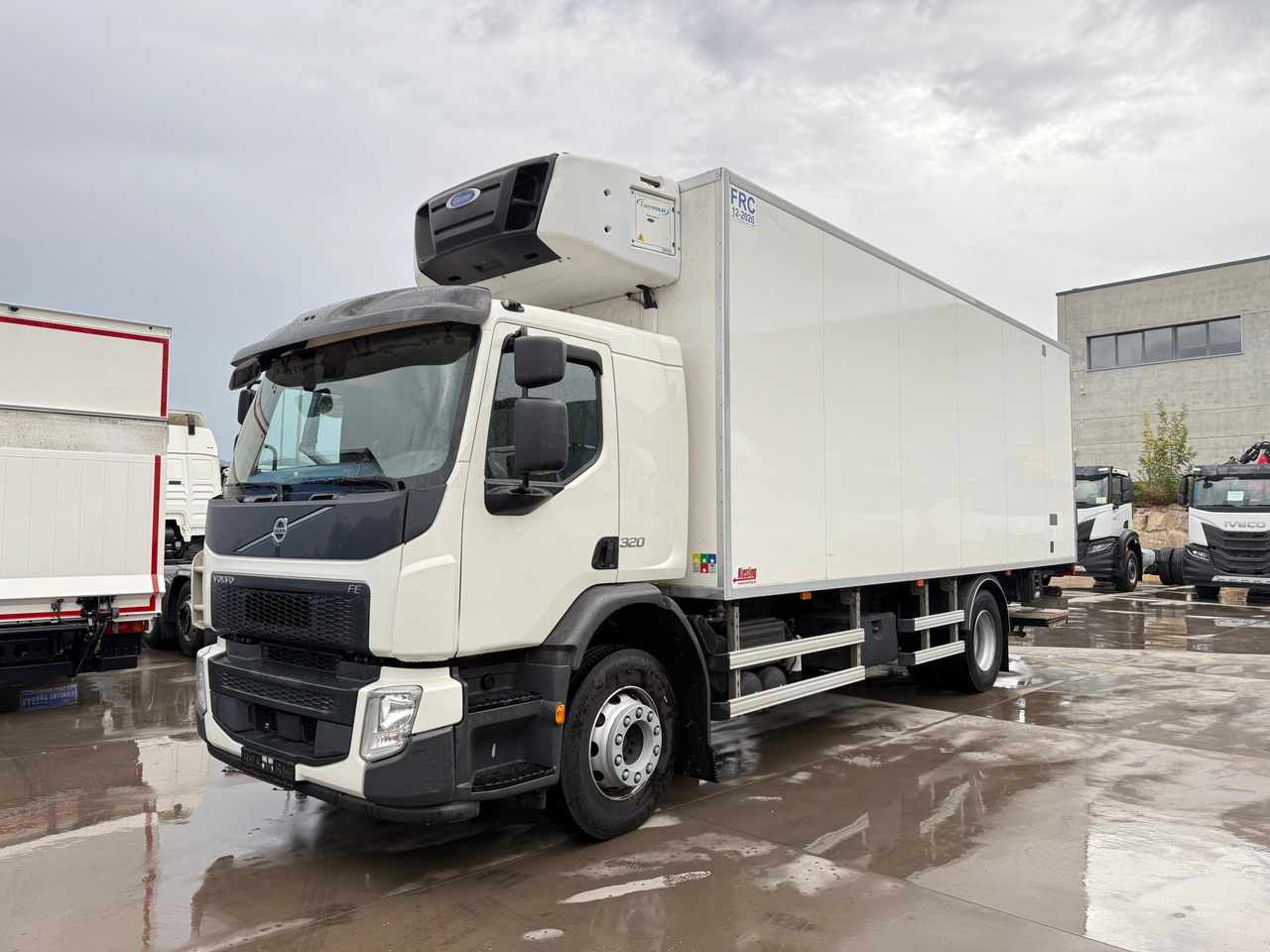 VOLVO FE320 E6 (Refrigerator) - Kravas automašīna refrižerators: foto 1 VOLVO FE320 E6 (Refrigerator) - Kravas automašīna refrižerators: foto 1
