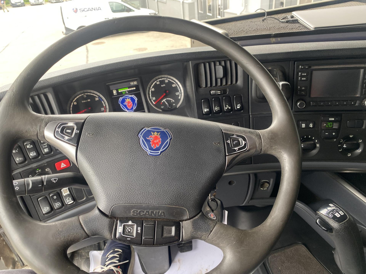 SCANIA R 450 CB6x4HHA - Šasija kravas automašīna: foto 3 SCANIA R 450 CB6x4HHA - Šasija kravas automašīna: foto 3