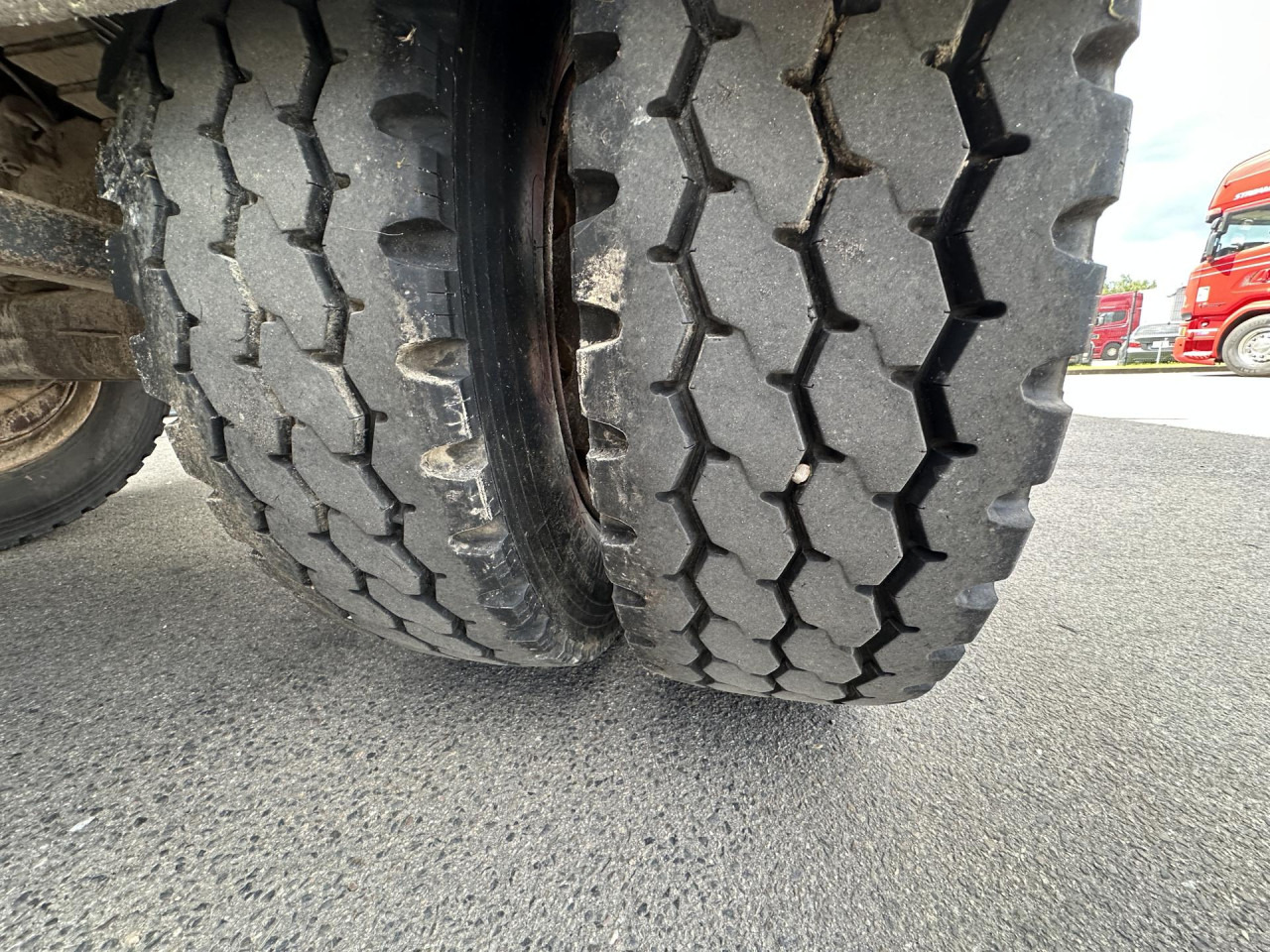 SCANIA R 450 CB6x4HHA - Šasija kravas automašīna: foto 4 SCANIA R 450 CB6x4HHA - Šasija kravas automašīna: foto 4