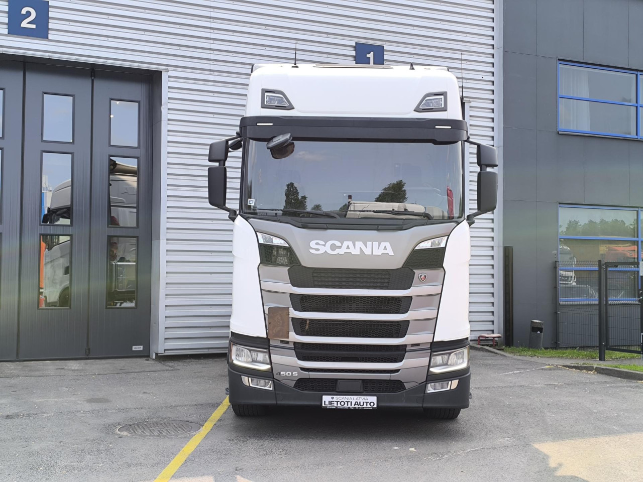 SCANIA S 450 A6x2NB - Vilcējs: foto 4 SCANIA S 450 A6x2NB - Vilcējs: foto 4