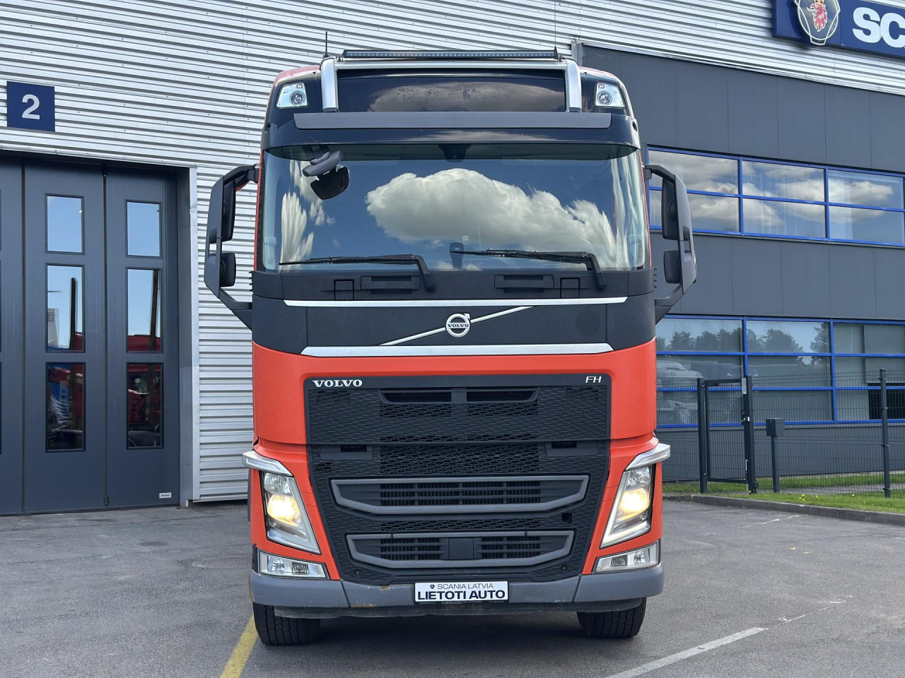 VOLVO VOLVO FH - Vilcējs: foto 3 VOLVO VOLVO FH - Vilcējs: foto 3