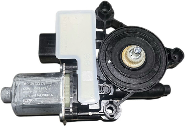 DAF XG - Logu pacēlājs: foto 3 DAF XG - Logu pacēlājs: foto 3