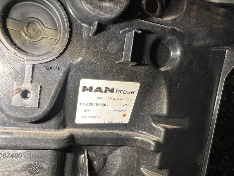 MAN - Logu pacēlājs: foto 3 MAN - Logu pacēlājs: foto 3