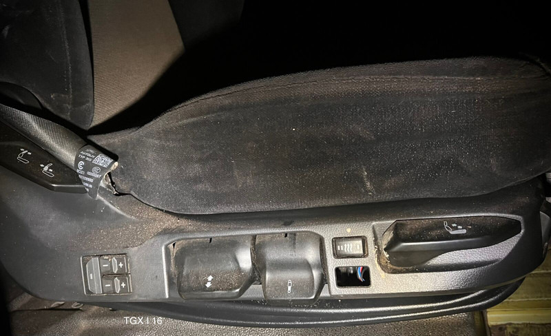 MAN Passenger (right side) - Sēdeklis: foto 2 MAN Passenger (right side) - Sēdeklis: foto 2