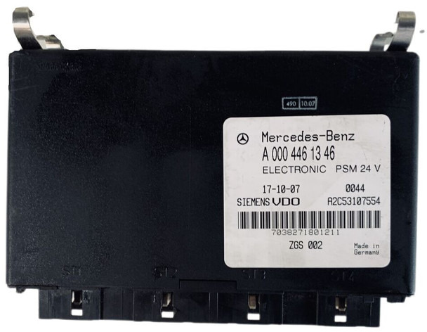 Mercedes-Benz ECONIC - Elektroniskais vadības bloks (ECU): foto 1 Mercedes-Benz ECONIC - Elektroniskais vadības bloks (ECU): foto 1