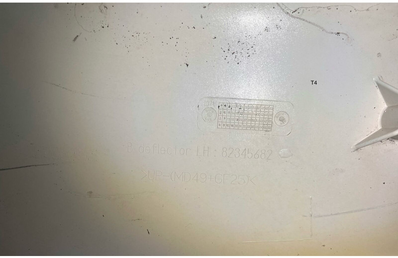 Renault - Aerodinamika/ Spoileris: foto 3 Renault - Aerodinamika/ Spoileris: foto 3