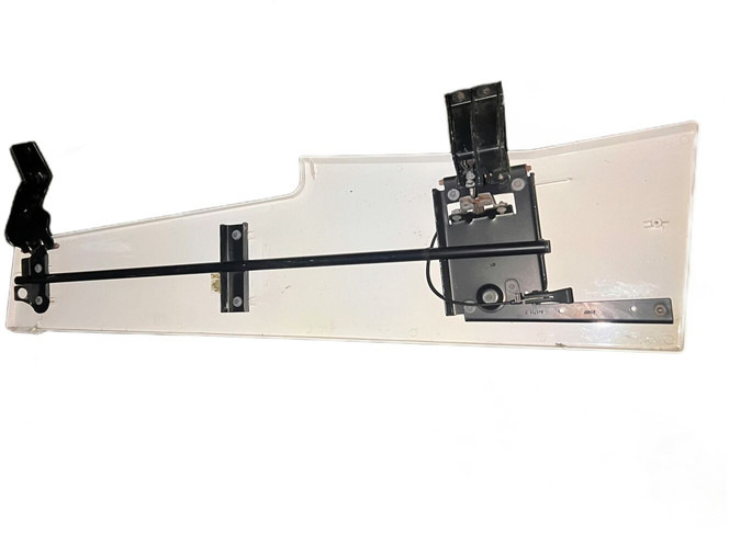 Renault - Aerodinamika/ Spoileris: foto 3 Renault - Aerodinamika/ Spoileris: foto 3