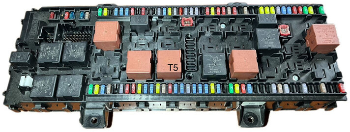 Renault  - Elektrosistēma: foto 2 Renault  - Elektrosistēma: foto 2