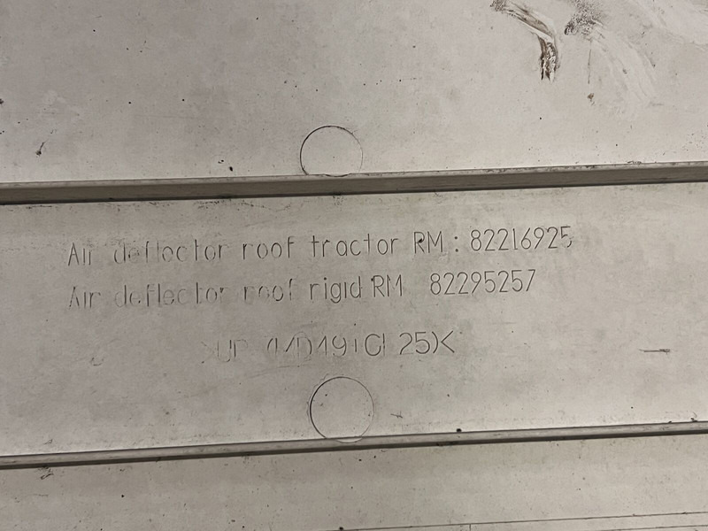 Renault - Aerodinamika/ Spoileris: foto 4 Renault - Aerodinamika/ Spoileris: foto 4