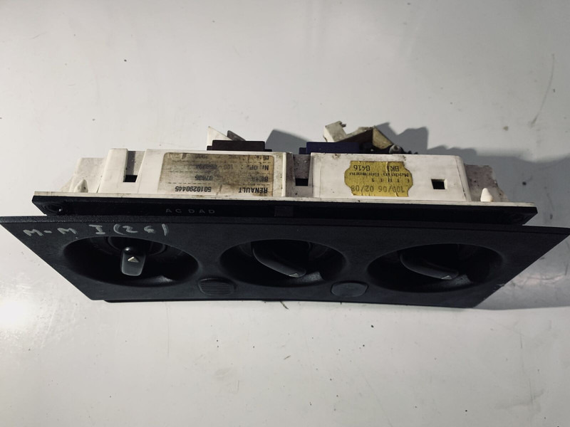 Renault MAGNUM - Mērinstrumentu panelis: foto 2 Renault MAGNUM - Mērinstrumentu panelis: foto 2