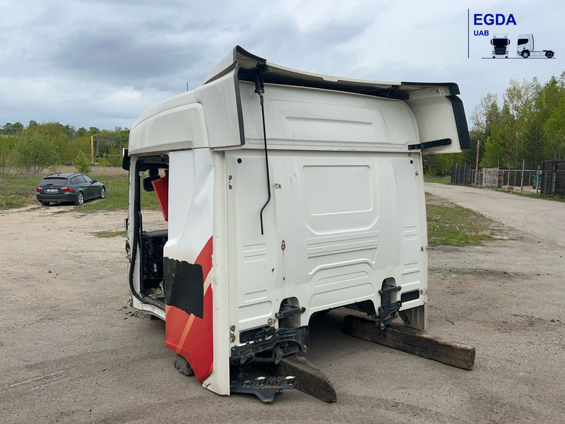 Scania - Kabīne un interjers: foto 1 Scania - Kabīne un interjers: foto 1