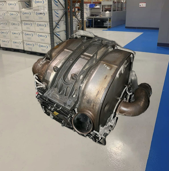 Volvo 23046481 P03 - Katalizators: foto 1 Volvo 23046481 P03 - Katalizators: foto 1