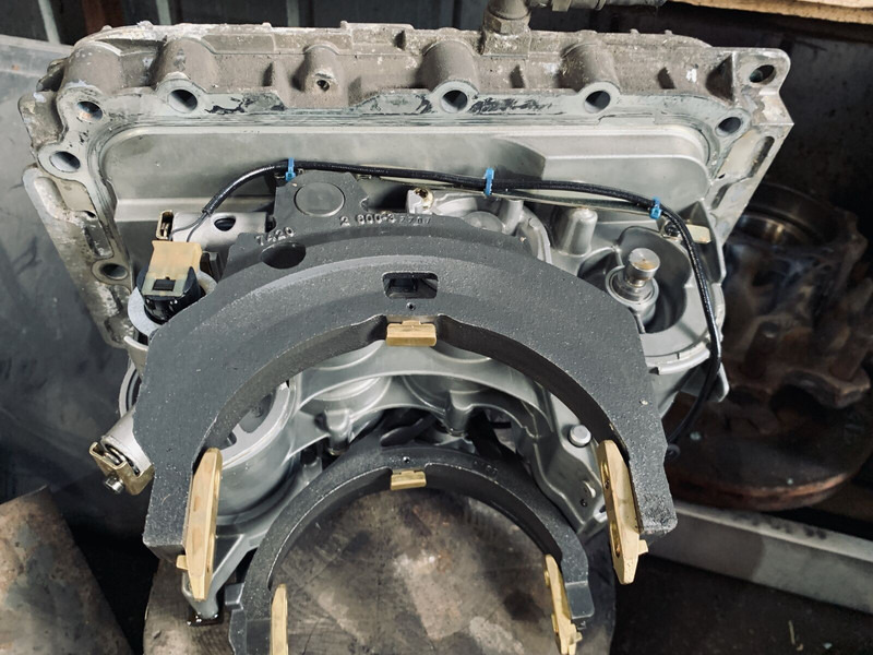 Volvo FH - Pārnesumkārba: foto 2 Volvo FH - Pārnesumkārba: foto 2