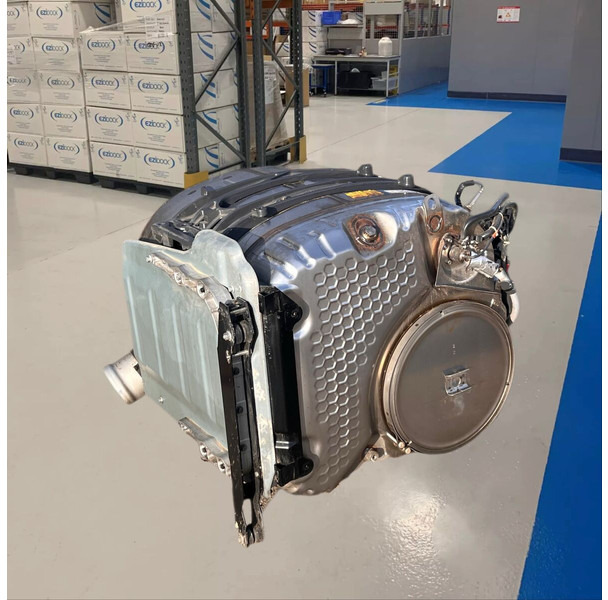 Volvo FH5/Aero - Katalizators: foto 5 Volvo FH5/Aero - Katalizators: foto 5