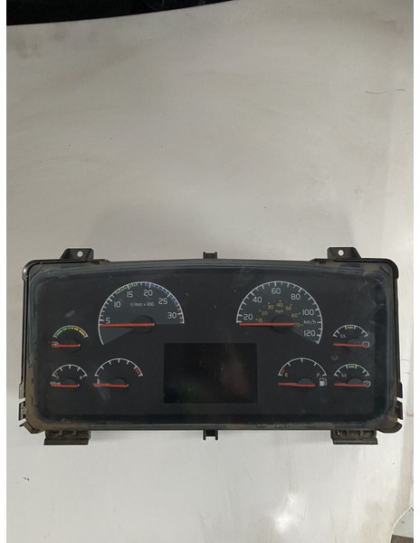 Volvo FL280 - Mērinstrumentu panelis: foto 1 Volvo FL280 - Mērinstrumentu panelis: foto 1
