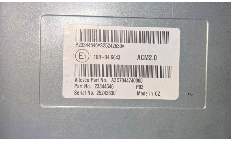 Volvo  - Elektroniskais vadības bloks (ECU): foto 4 Volvo  - Elektroniskais vadības bloks (ECU): foto 4